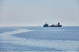 В Оманском заливе вооруженные люди захватили нефтяной танкер