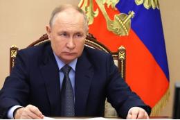 Путин в понедельник встретится с главой Минпросвещения Кравцовым
