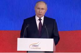 Путин назвал власти новых регионов РФ сильными и стойкими людьми