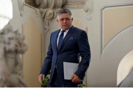 Фицо сообщит Шмыгалю, что будет блокировать членство Украины в НАТО