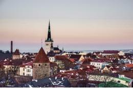 Эстонские учителя начали бессрочную забастовку