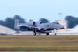 Telegraph предрек штурмовикам ВС США A-10 «огненную смерть» на Украине