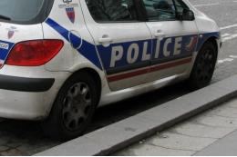 Reuters: неизвестный ранил ножом трех человек на вокзале в Париже