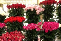 В Удмуртии школьник украл из салона цветов букет из 101 розы