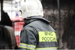 Пожар охватил склад на две тысячи «квадратов» в подмосковном Подольске