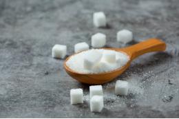 Нутрициолог Ломакина-Румянцева перечислила варианты замены сахара в рационе
