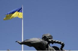Депутат ЕП Уоллес: корпорации ЕС и США за копейки скупают земли на Украине