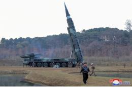 Ким Чен Ын руководил пуском новой баллистической ракеты «Хвасонпхо-16Б»
