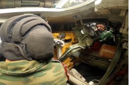 Танк Т-90А уничтожил наблюдательный пункт и блиндаж ВСУ под Купянском