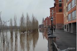 Жители Орска рассказали о снижении уровня воды в городе