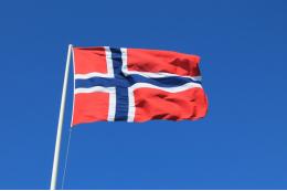 Politico: мэр норвежского города Вадсе попросила ЕК о 26-часовом дне