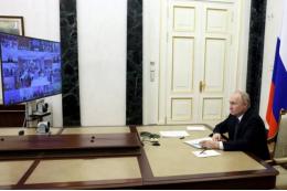 Путин анонсировал совещание по восстановлению жилья в затопленных регионах