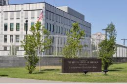 Пентагон: США могут отправить военных советников в посольство в Киеве