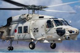 Семь человек пропали при крушении двух военных вертолётов в Японии